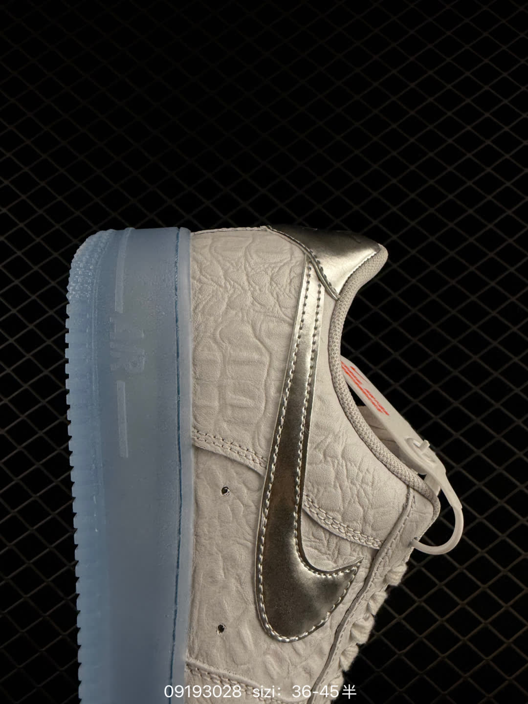 Nike AIR FORCE 1-IR1981-100